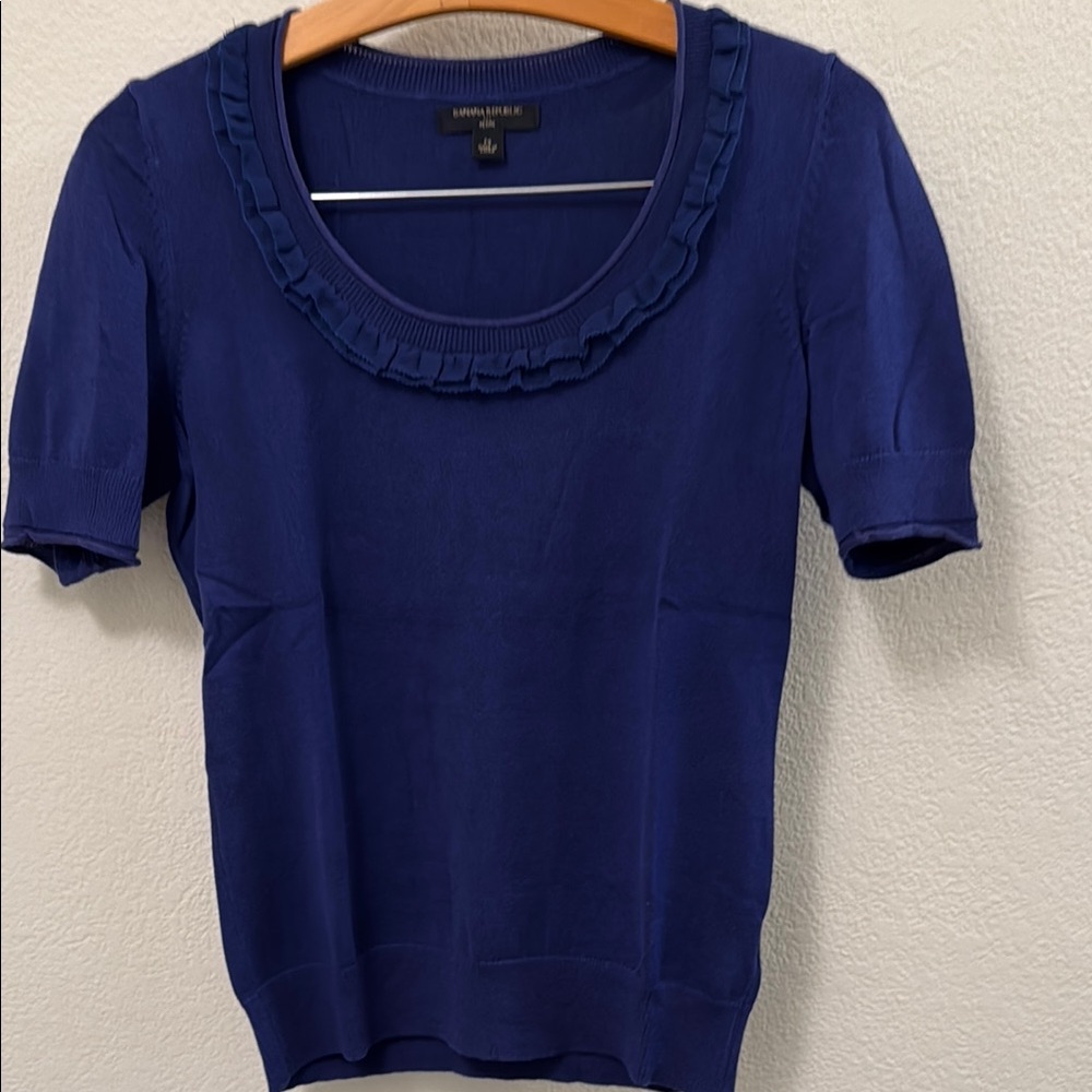 Banana Republic Factory Purple Ruffled Short Sleeve Blouse